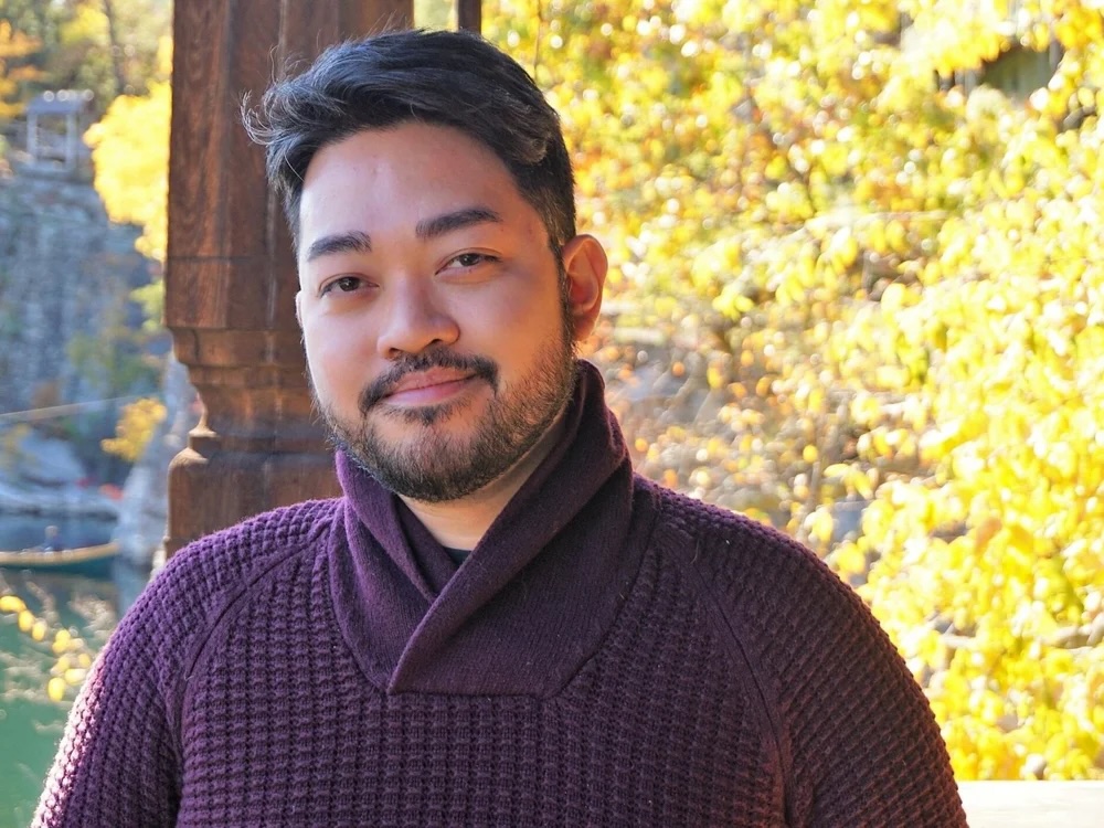 Traversing Genres with Victor Manibo